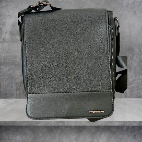 Aldo Unisex Messenger Bag/Crossbody - Picture 8 of 11